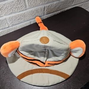 Vintage Tigger Had, Walt Disney Animal Kingdom Safari Hat, Hard To Find, Childs.